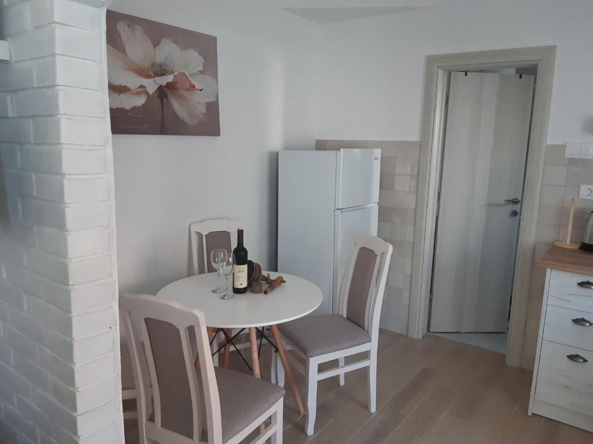 Old Marine House Apartment ติวัต ภายนอก รูปภาพ