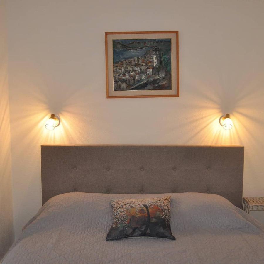 Old Marine House Apartment ติวัต ภายนอก รูปภาพ
