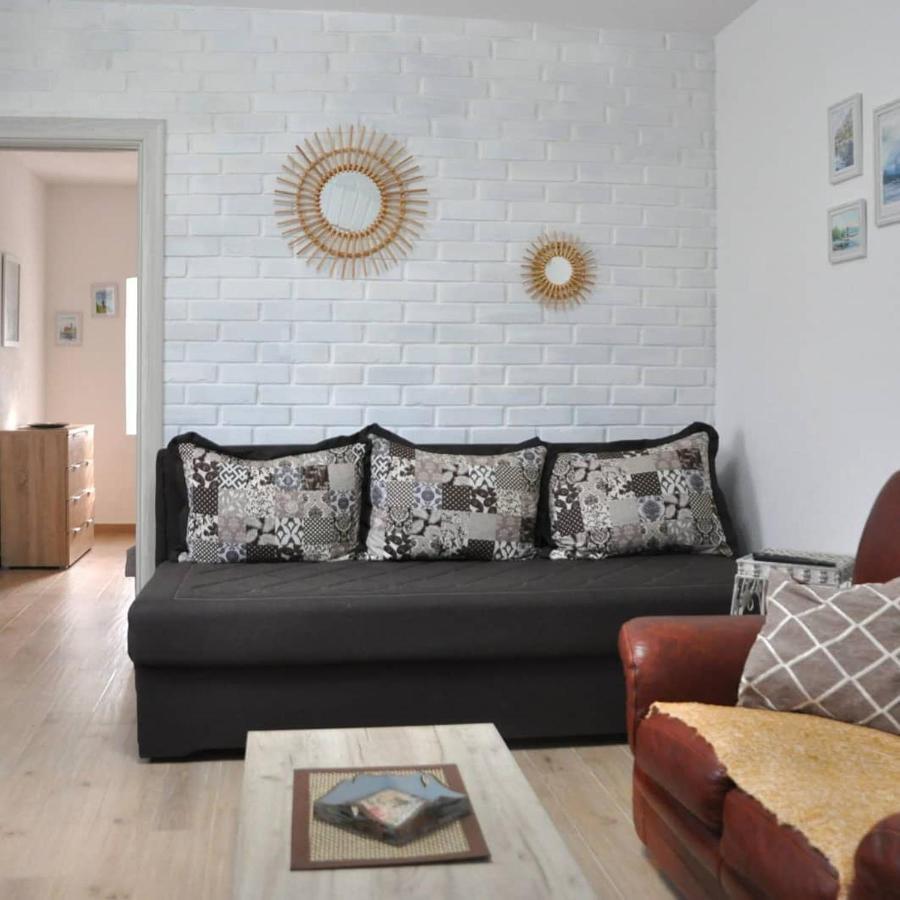 Old Marine House Apartment ติวัต ภายนอก รูปภาพ