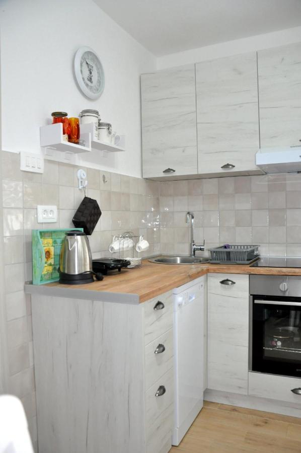 Old Marine House Apartment ติวัต ภายนอก รูปภาพ