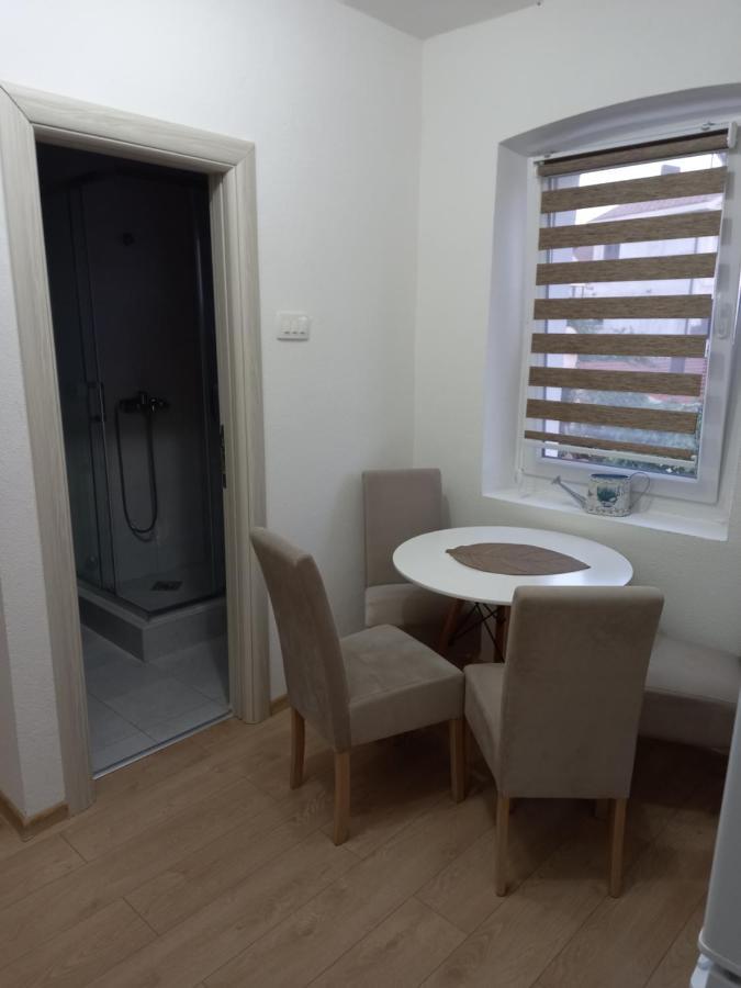 Old Marine House Apartment ติวัต ภายนอก รูปภาพ