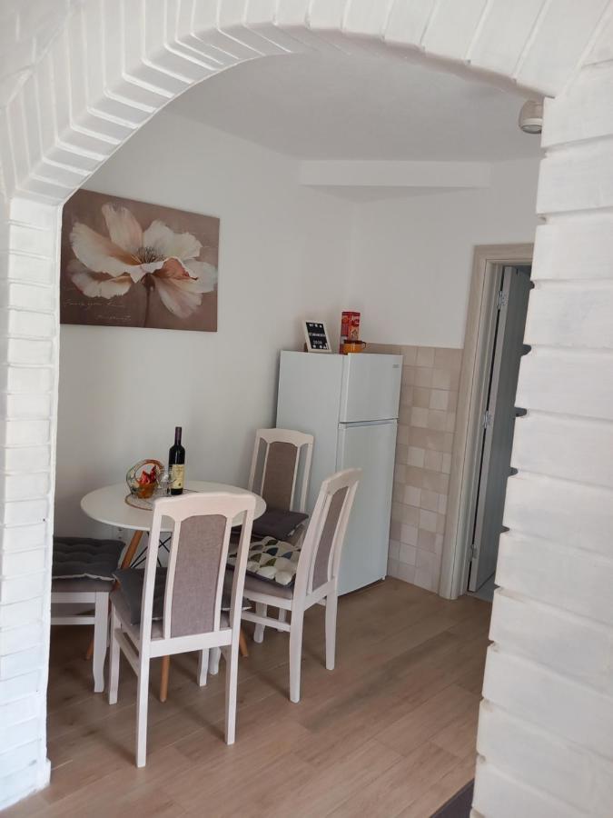 Old Marine House Apartment ติวัต ภายนอก รูปภาพ